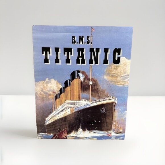 Vintage Titanic Print Poster 20x16 - Great Antique Looking Decor - Ship, Boat - Picture 1 of 7